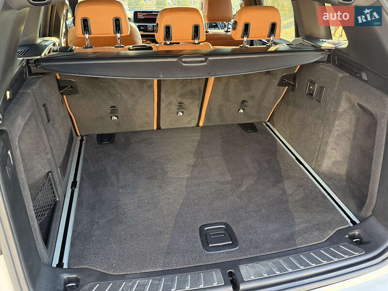 Внедорожник / Кроссовер BMW X3 2020 в Львове