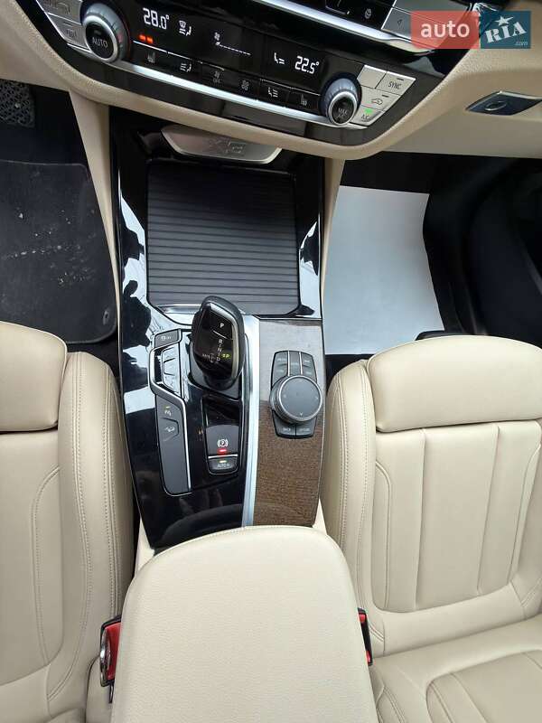 Внедорожник / Кроссовер BMW X3 2020 в Черновцах