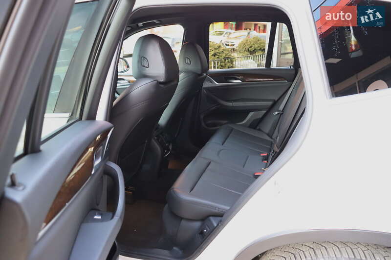 Внедорожник / Кроссовер BMW X3 2019 в Львове