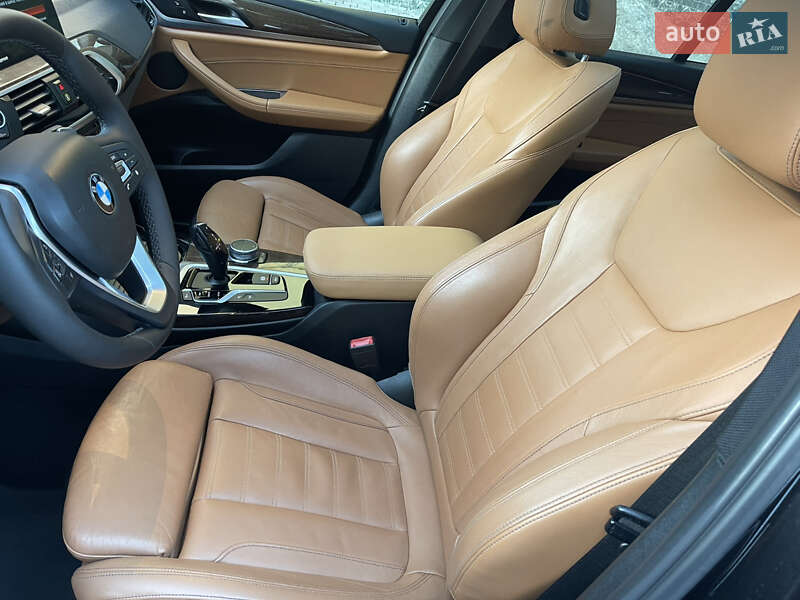 Внедорожник / Кроссовер BMW X3 2018 в Тернополе