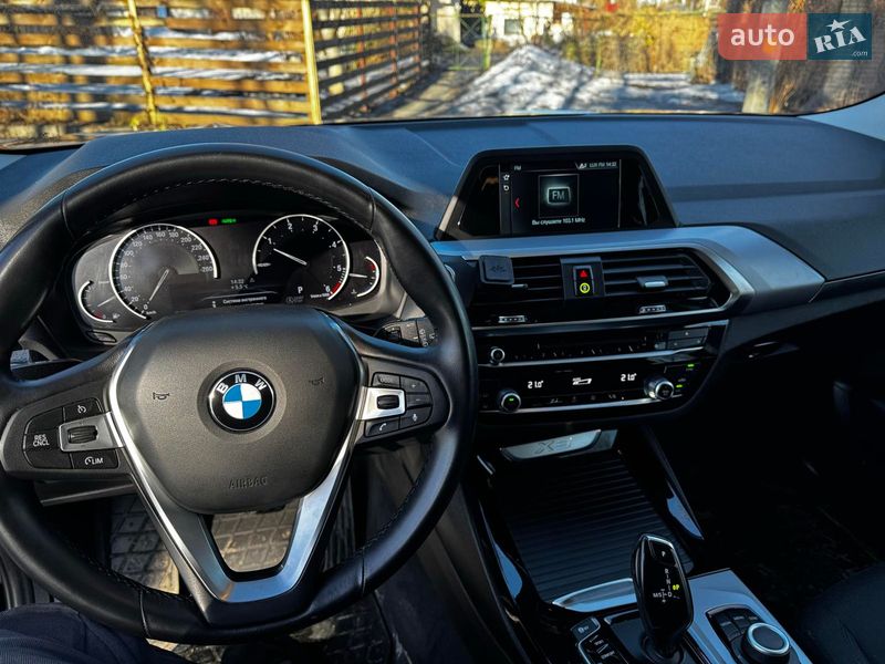 Внедорожник / Кроссовер BMW X3 2018 в Киеве
