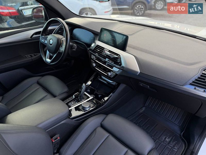 Внедорожник / Кроссовер BMW X3 2021 в Львове