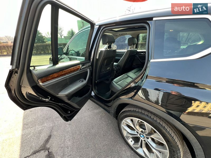 Позашляховик / Кросовер BMW X3 2016 в Кам'янському