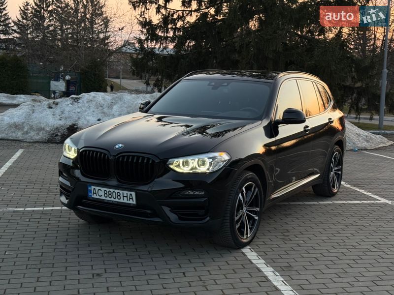 Внедорожник / Кроссовер BMW X3 2019 в Луцке