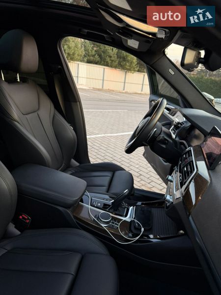 Внедорожник / Кроссовер BMW X3 2019 в Луцке
