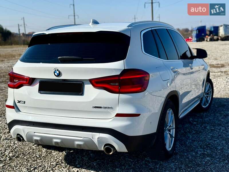 Позашляховик / Кросовер BMW X3 2020 в Новояворівську