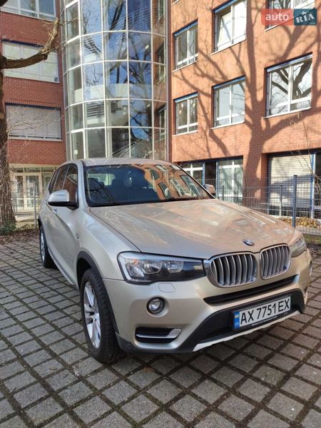 Внедорожник / Кроссовер BMW X3 2015 в Ужгороде