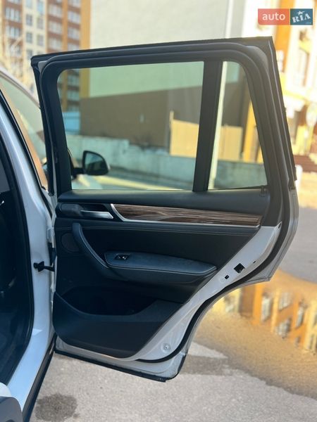 Внедорожник / Кроссовер BMW X3 2016 в Киеве