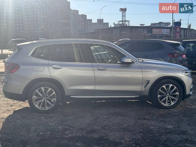 Внедорожник / Кроссовер BMW X3 2018 в Киеве
