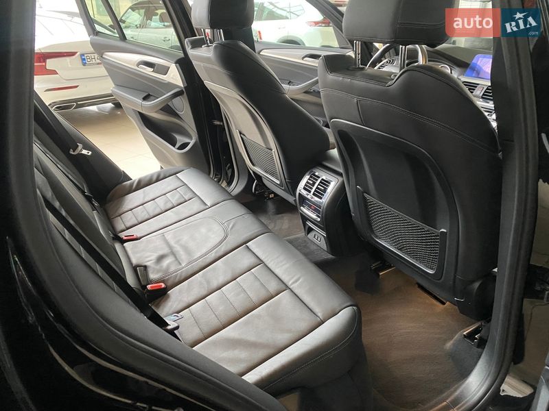 Внедорожник / Кроссовер BMW X3 2020 в Одессе