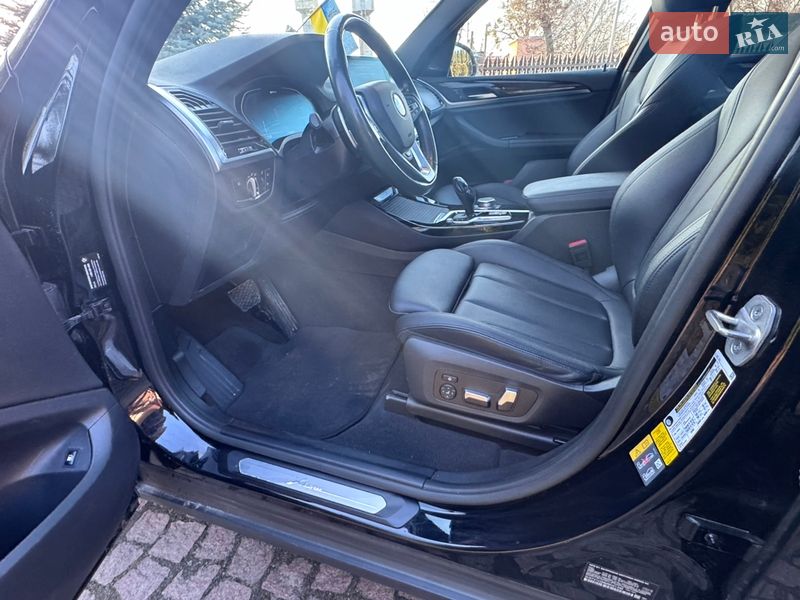 Внедорожник / Кроссовер BMW X3 2021 в Изяславе
