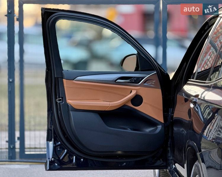 Внедорожник / Кроссовер BMW X3 2018 в Киеве