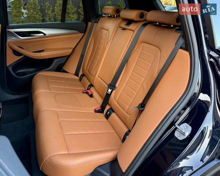 Внедорожник / Кроссовер BMW X3 2018 в Киеве