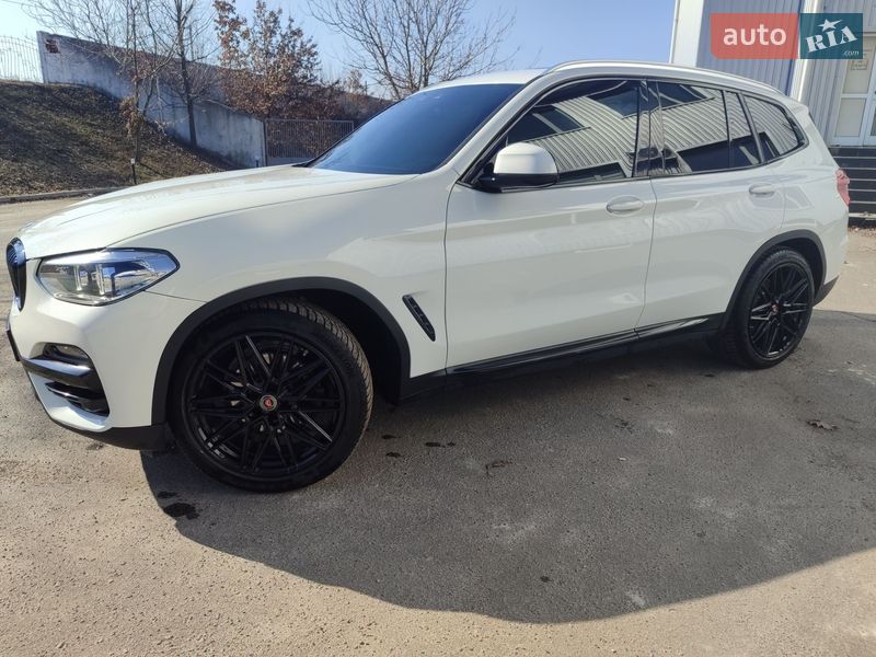 Внедорожник / Кроссовер BMW X3 2020 в Сумах