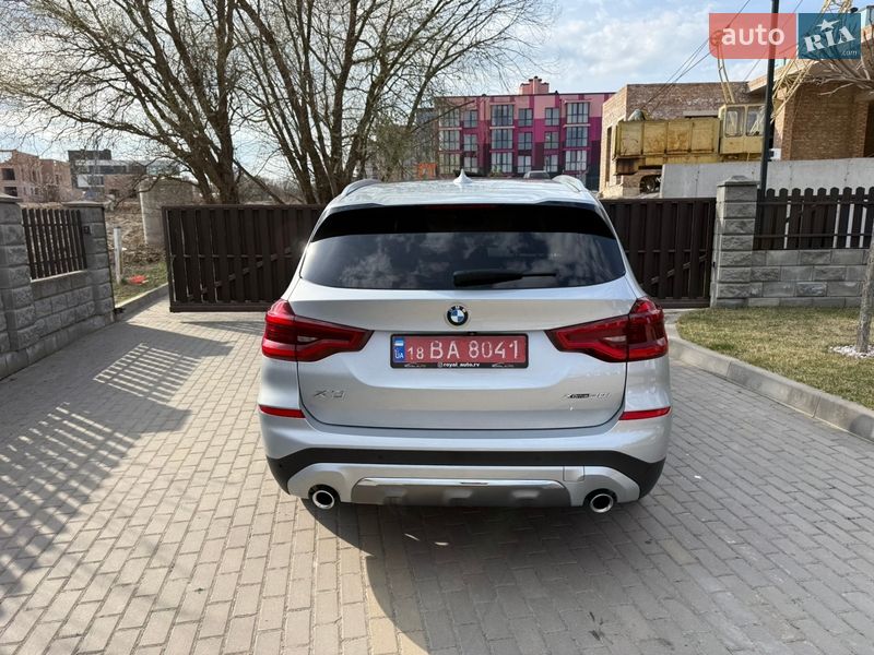 Внедорожник / Кроссовер BMW X3 2019 в Ровно