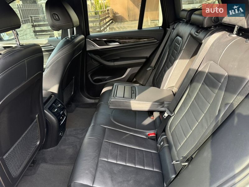 Внедорожник / Кроссовер BMW X3 2019 в Ровно