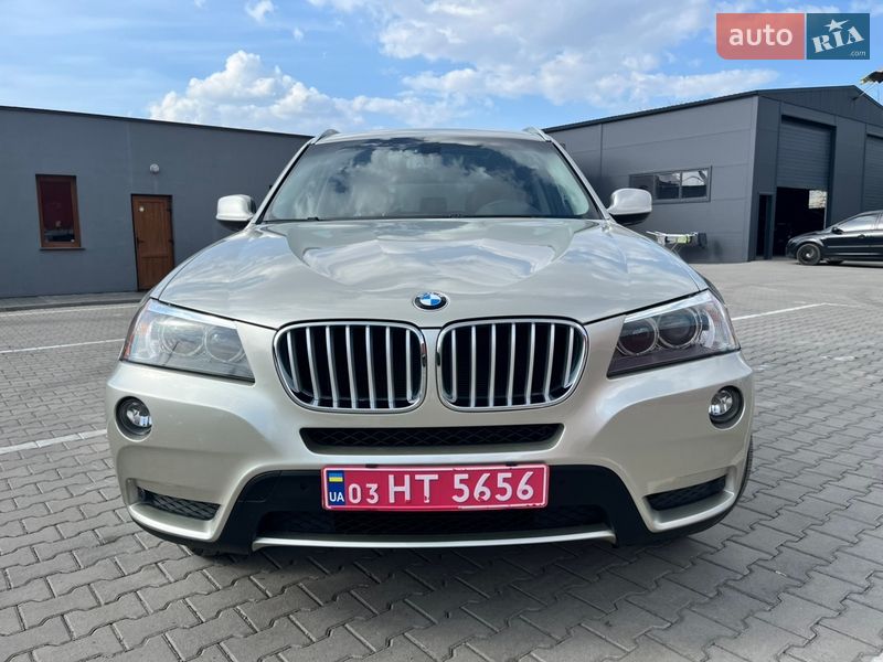 Внедорожник / Кроссовер BMW X3 2013 в Ровно