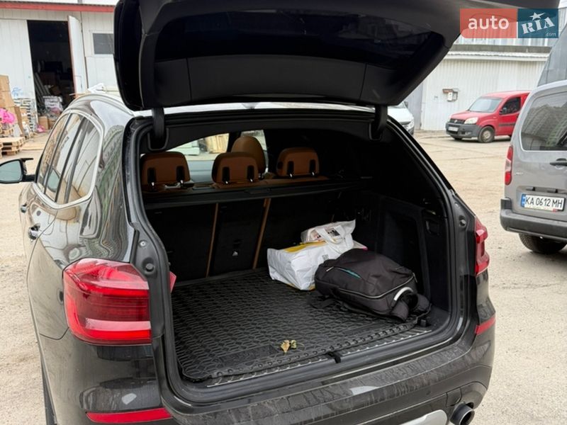 Внедорожник / Кроссовер BMW X3 2021 в Киеве