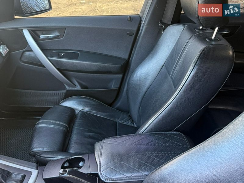 Внедорожник / Кроссовер BMW X3 2004 в Богодухове