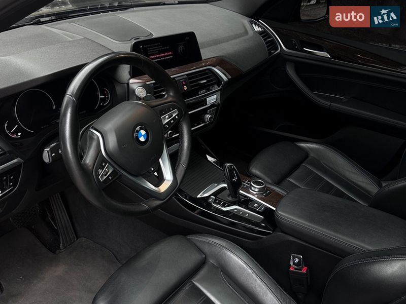 Внедорожник / Кроссовер BMW X3 2019 в Киеве