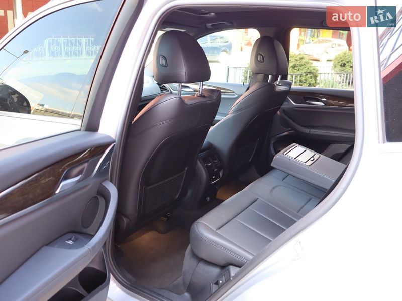 Внедорожник / Кроссовер BMW X3 2019 в Львове