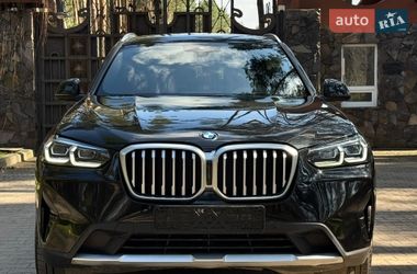 Внедорожник / Кроссовер BMW X3 2022 в Новояворовске