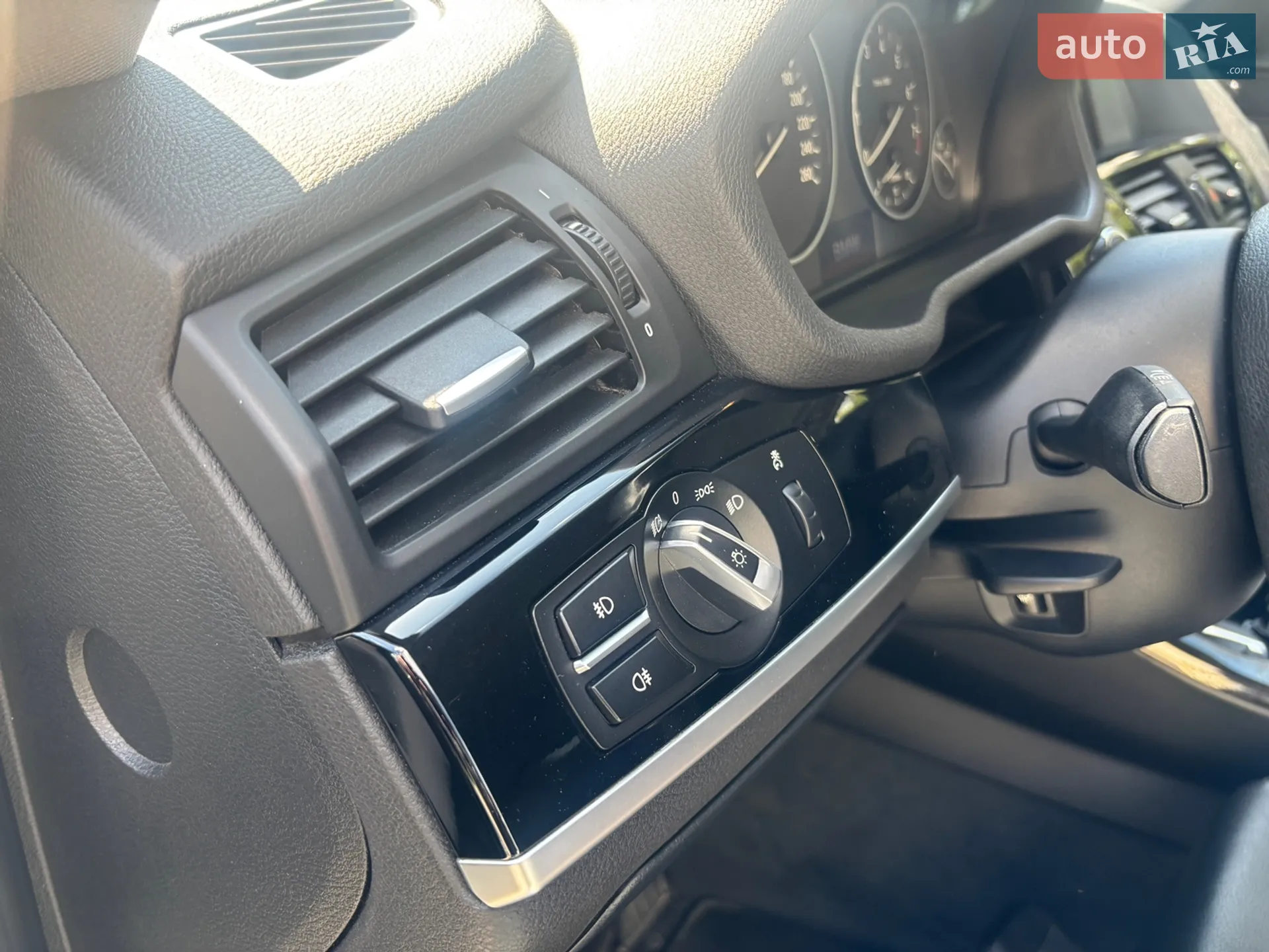 2016 BMW X3 - мініатюра 16