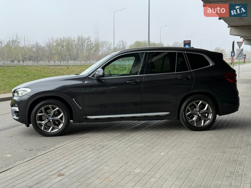 Внедорожник / Кроссовер BMW X3 2020 в Киеве