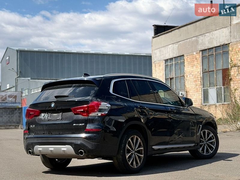 Внедорожник / Кроссовер BMW X3 2019 в Киеве