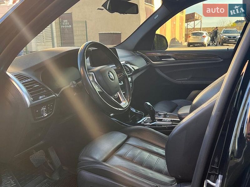 Внедорожник / Кроссовер BMW X3 2020 в Одессе