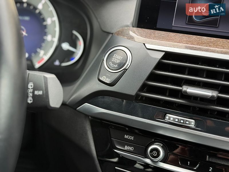 Внедорожник / Кроссовер BMW X3 2018 в Львове