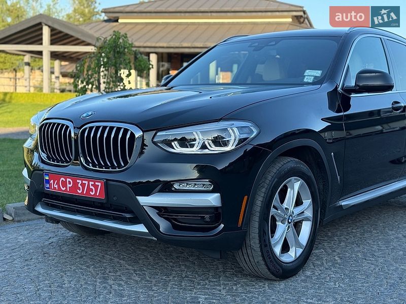 Внедорожник / Кроссовер BMW X3 2020 в Львове