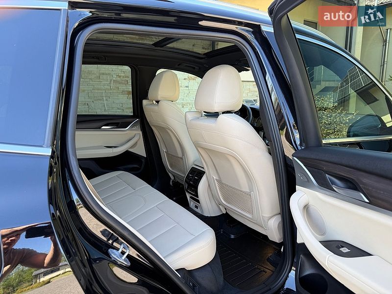 Внедорожник / Кроссовер BMW X3 2020 в Львове