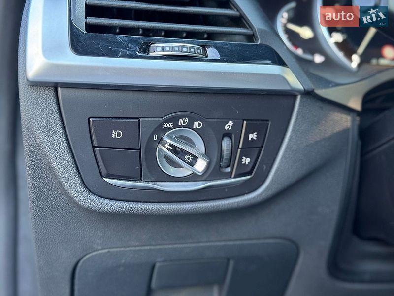 Внедорожник / Кроссовер BMW X3 2018 в Киеве