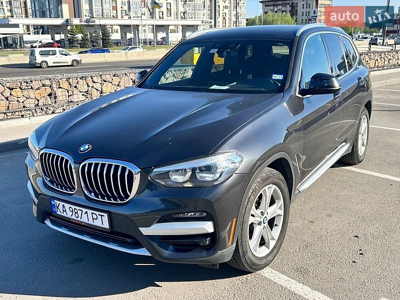 Внедорожник / Кроссовер BMW X3 2019 в Киеве