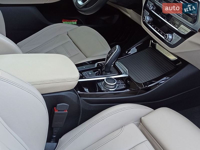 Внедорожник / Кроссовер BMW X3 2021 в Одессе