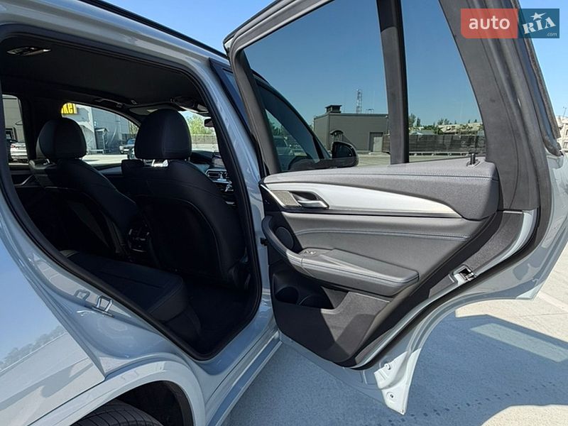 Внедорожник / Кроссовер BMW X3 2023 в Киеве
