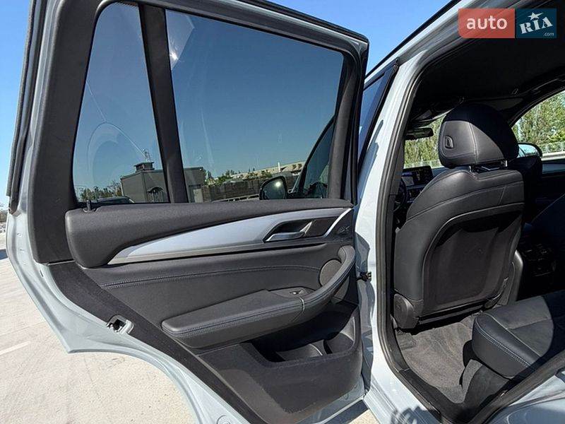 Внедорожник / Кроссовер BMW X3 2023 в Киеве