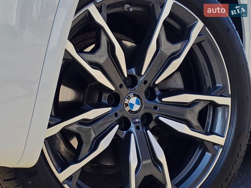 Внедорожник / Кроссовер BMW X3 2024 в Киеве