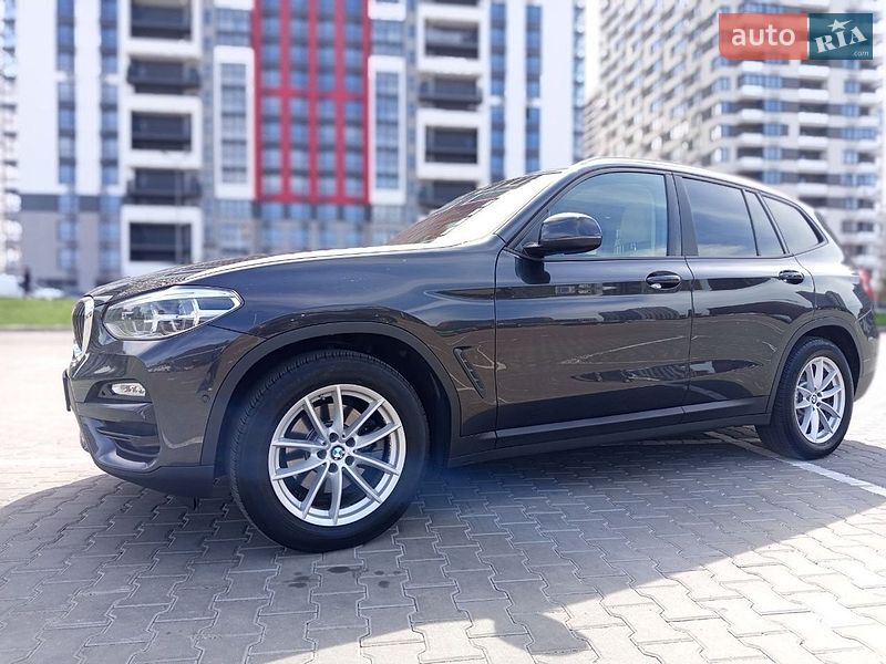 Внедорожник / Кроссовер BMW X3 2018 в Киеве