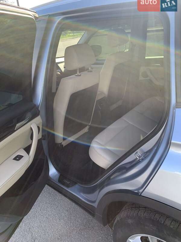 Внедорожник / Кроссовер BMW X3 2013 в Полтаве