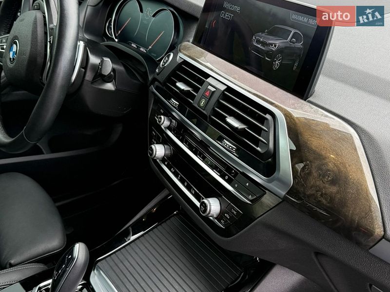 Внедорожник / Кроссовер BMW X3 2019 в Львове