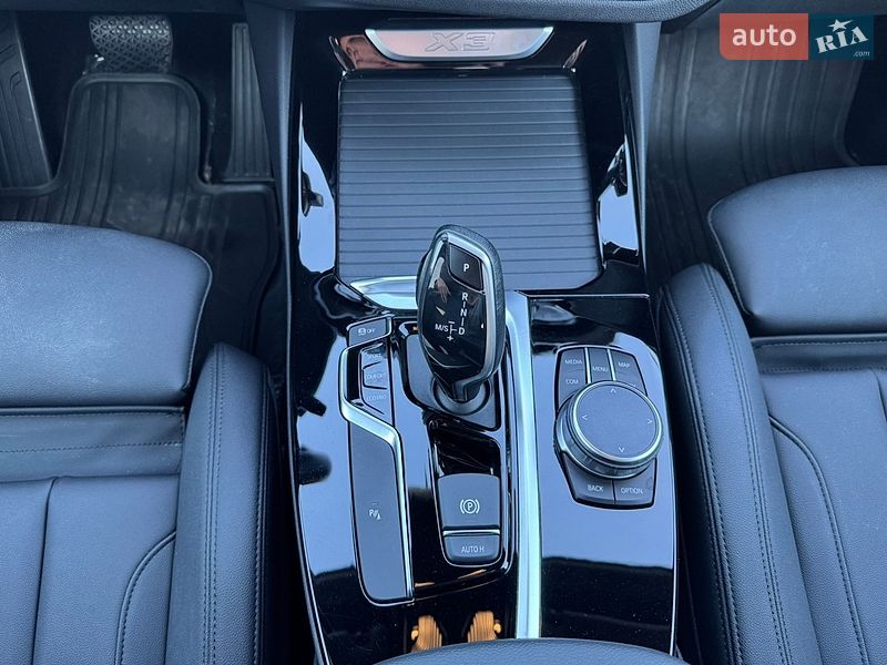 Внедорожник / Кроссовер BMW X3 2020 в Киеве