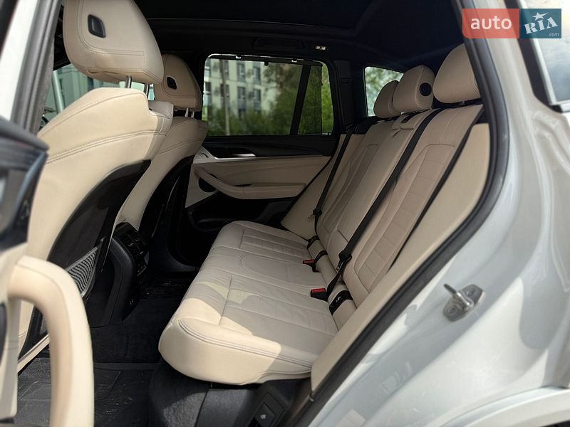 Внедорожник / Кроссовер BMW X3 2022 в Ивано-Франковске