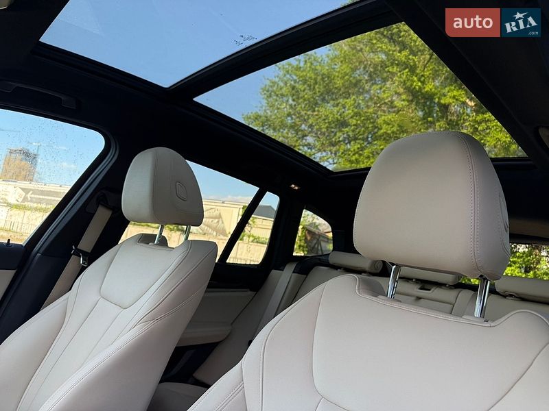 Внедорожник / Кроссовер BMW X3 2020 в Киеве