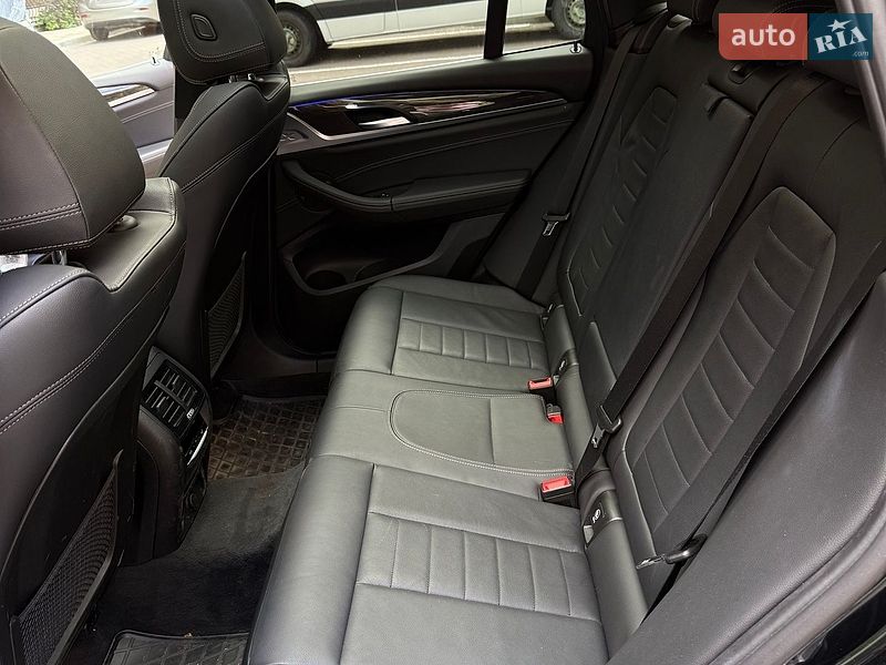 Внедорожник / Кроссовер BMW X3 2019 в Софиевской Борщаговке