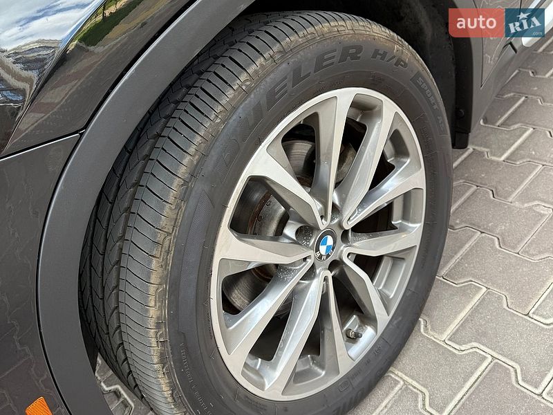 Внедорожник / Кроссовер BMW X3 2019 в Софиевской Борщаговке
