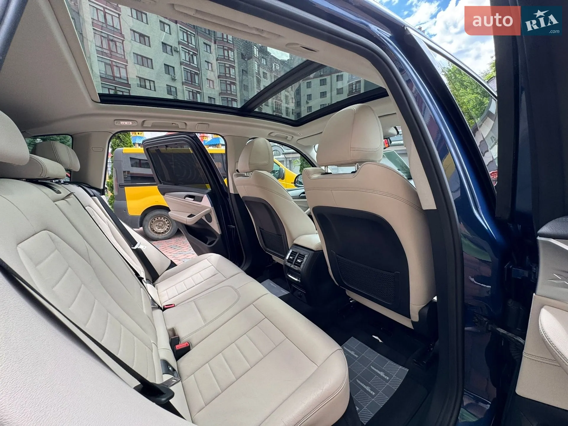 2017 BMW X3 - мініатюра 188