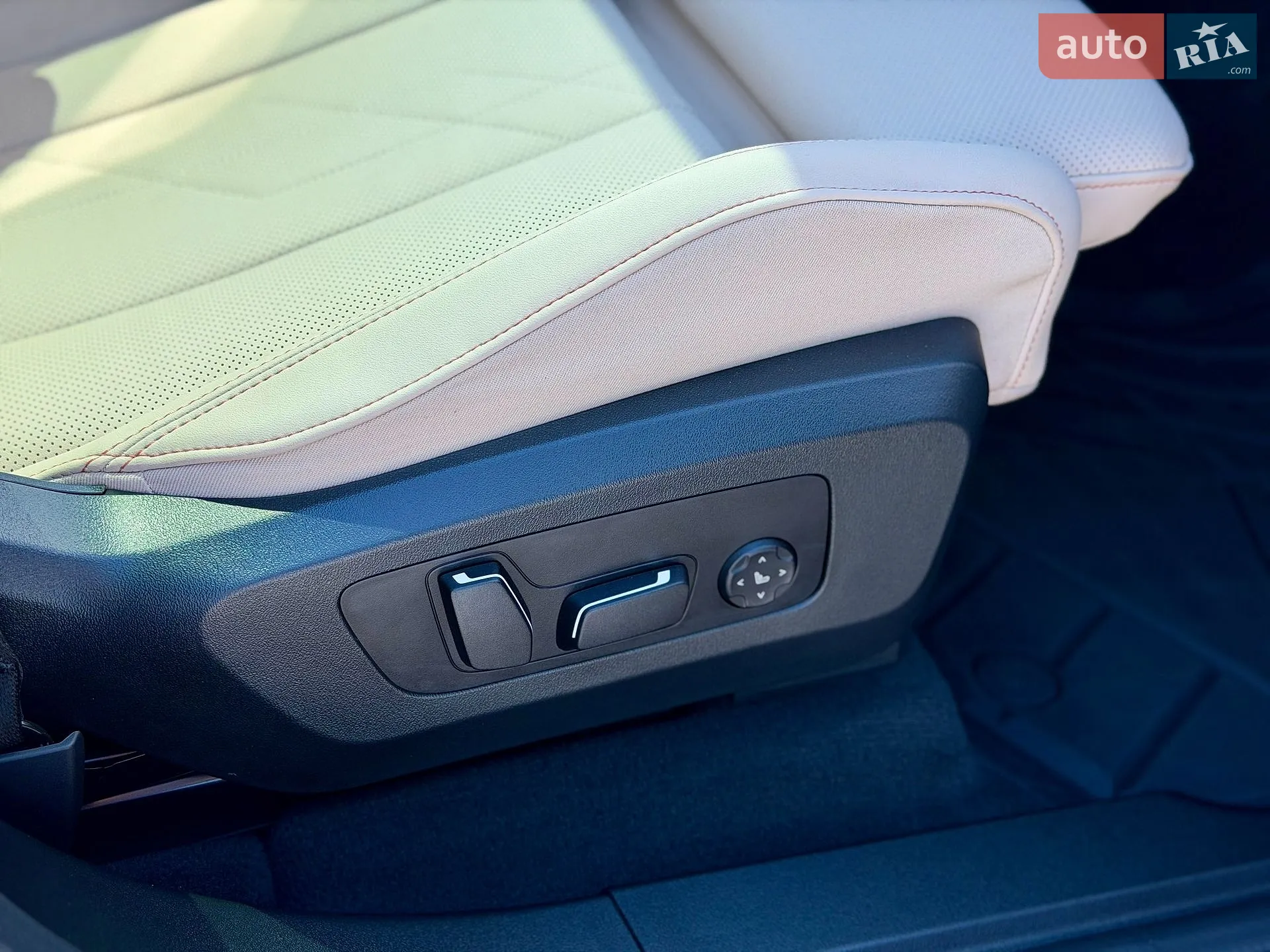 2025 BMW X3 - мініатюра 52