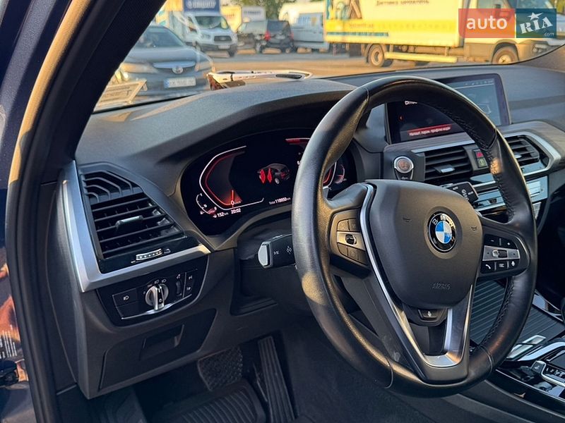 Внедорожник / Кроссовер BMW X3 2019 в Киеве